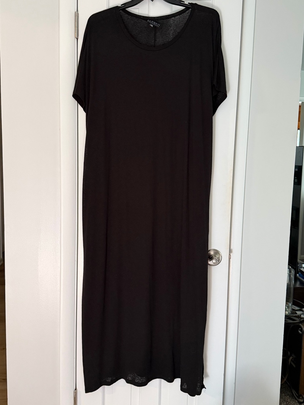 Black Women's Short-Sleeve Maxi Dress by
